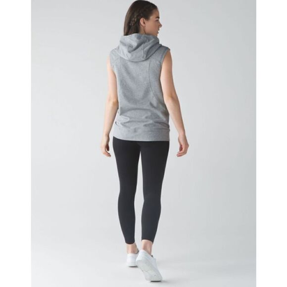 Lululemon women’s Blissed Out Sleeveless Hoodie
Heathered Medium Grey Size 6 - Picture 2 of 7